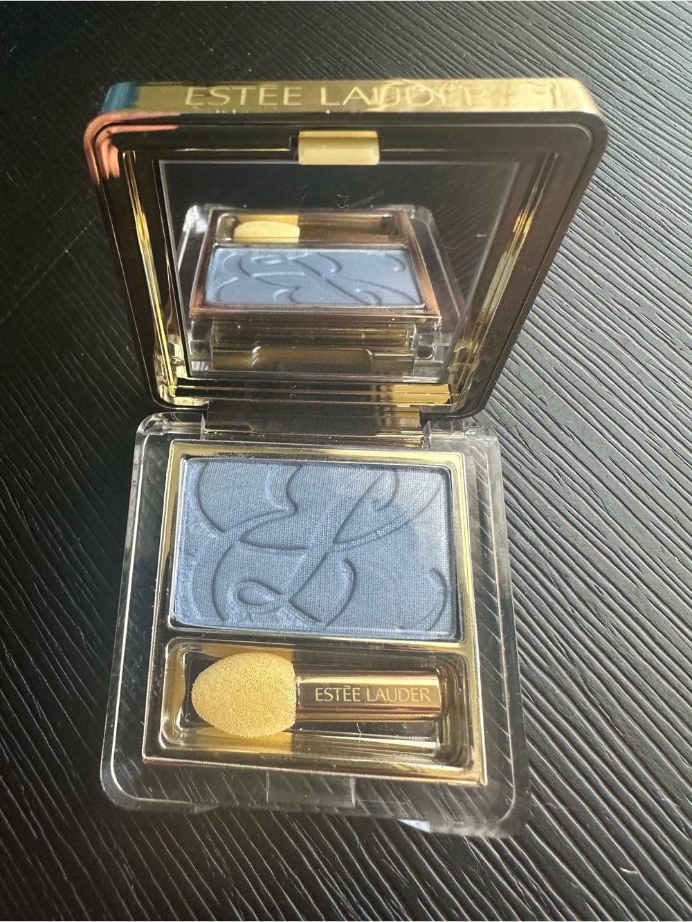 Estee Lauder Periwinkle eyeshadow
